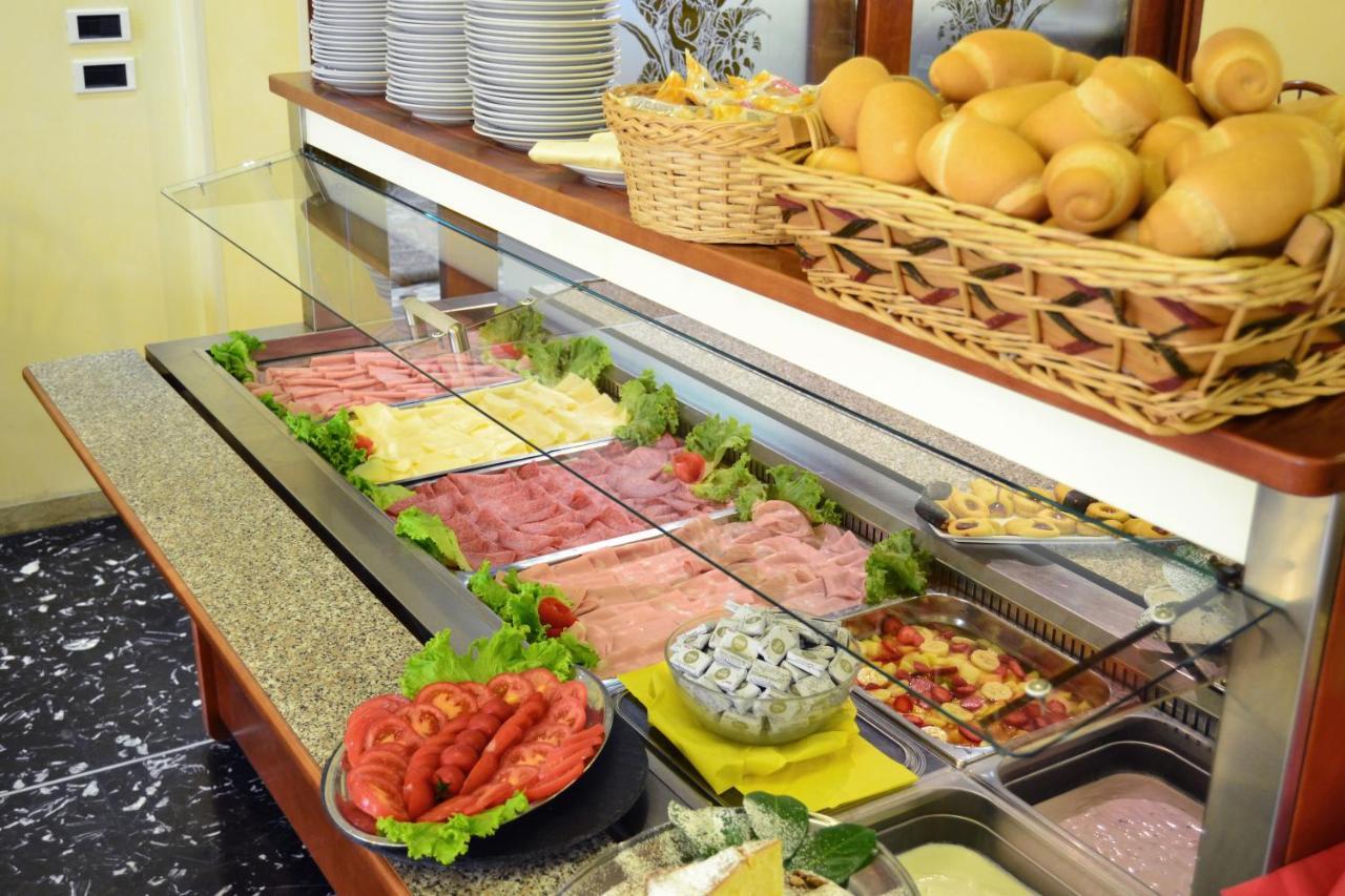 Hotel Ettoral Lido di Jesolo Luaran gambar