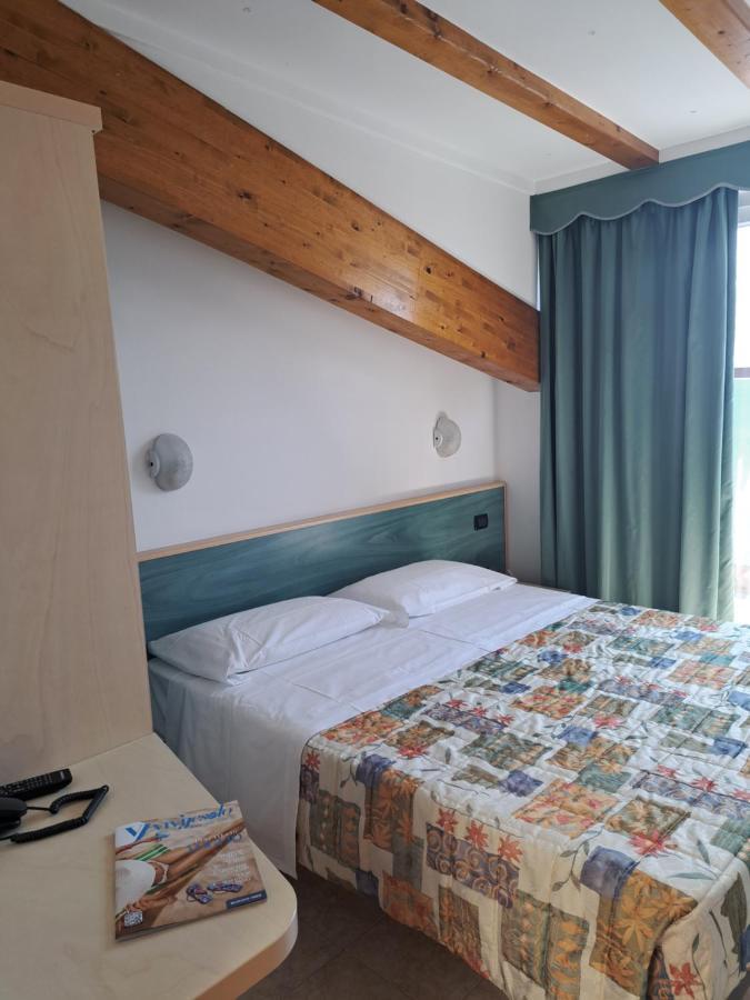 Hotel Ettoral Lido di Jesolo Luaran gambar