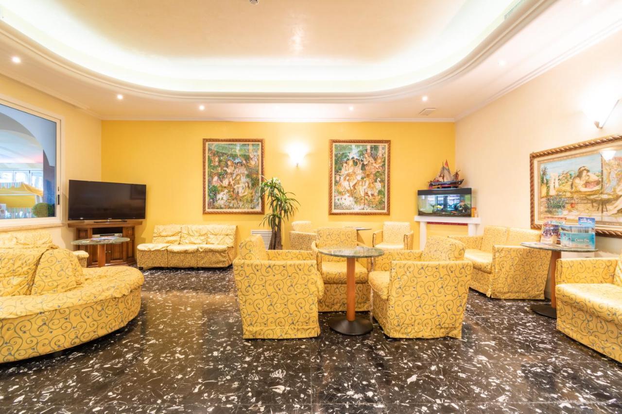 Hotel Ettoral Lido di Jesolo Luaran gambar
